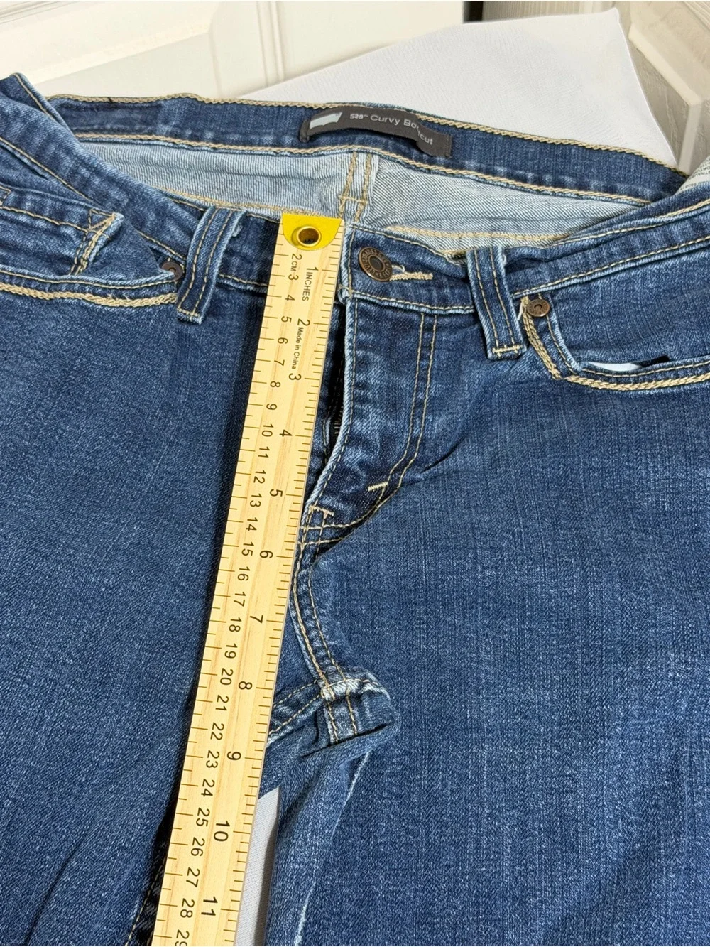 Levis levi curvy